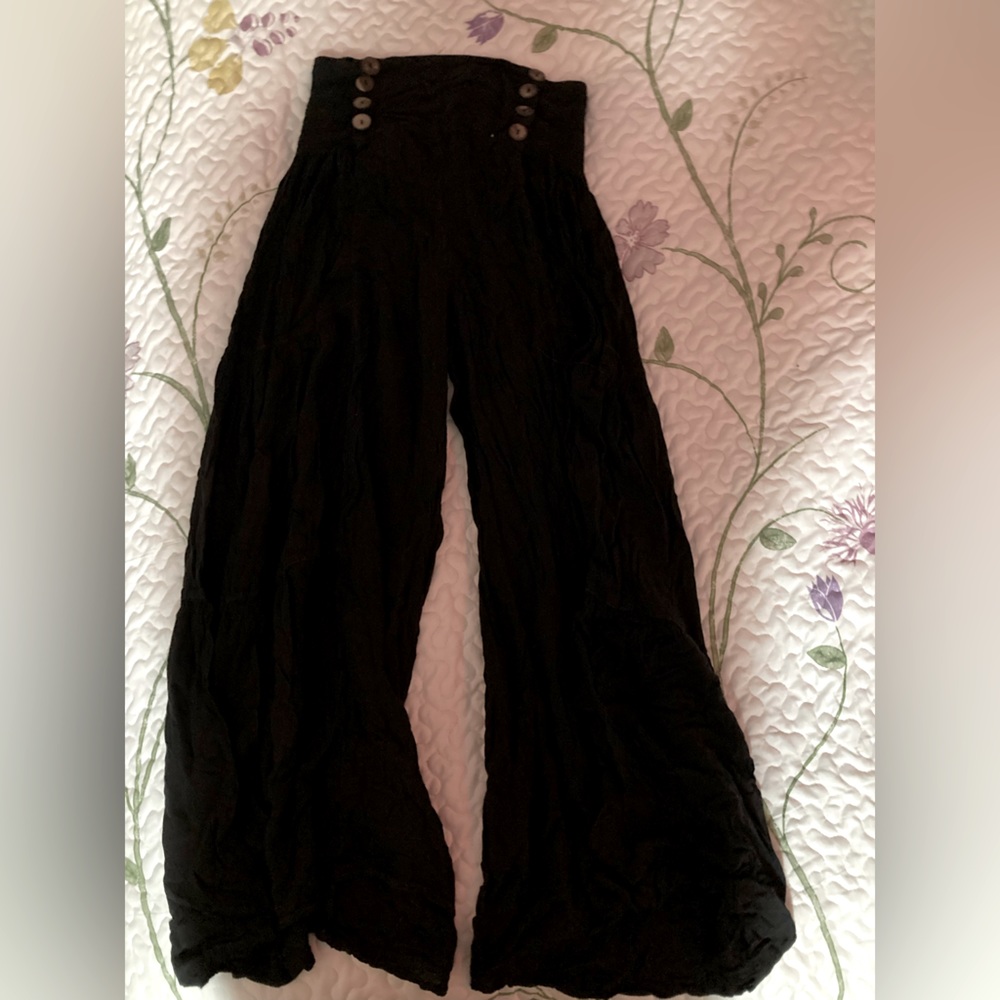 Flowy pants